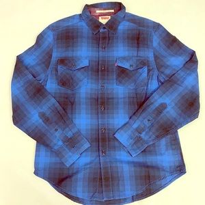 Levi’s Button-down Shirt